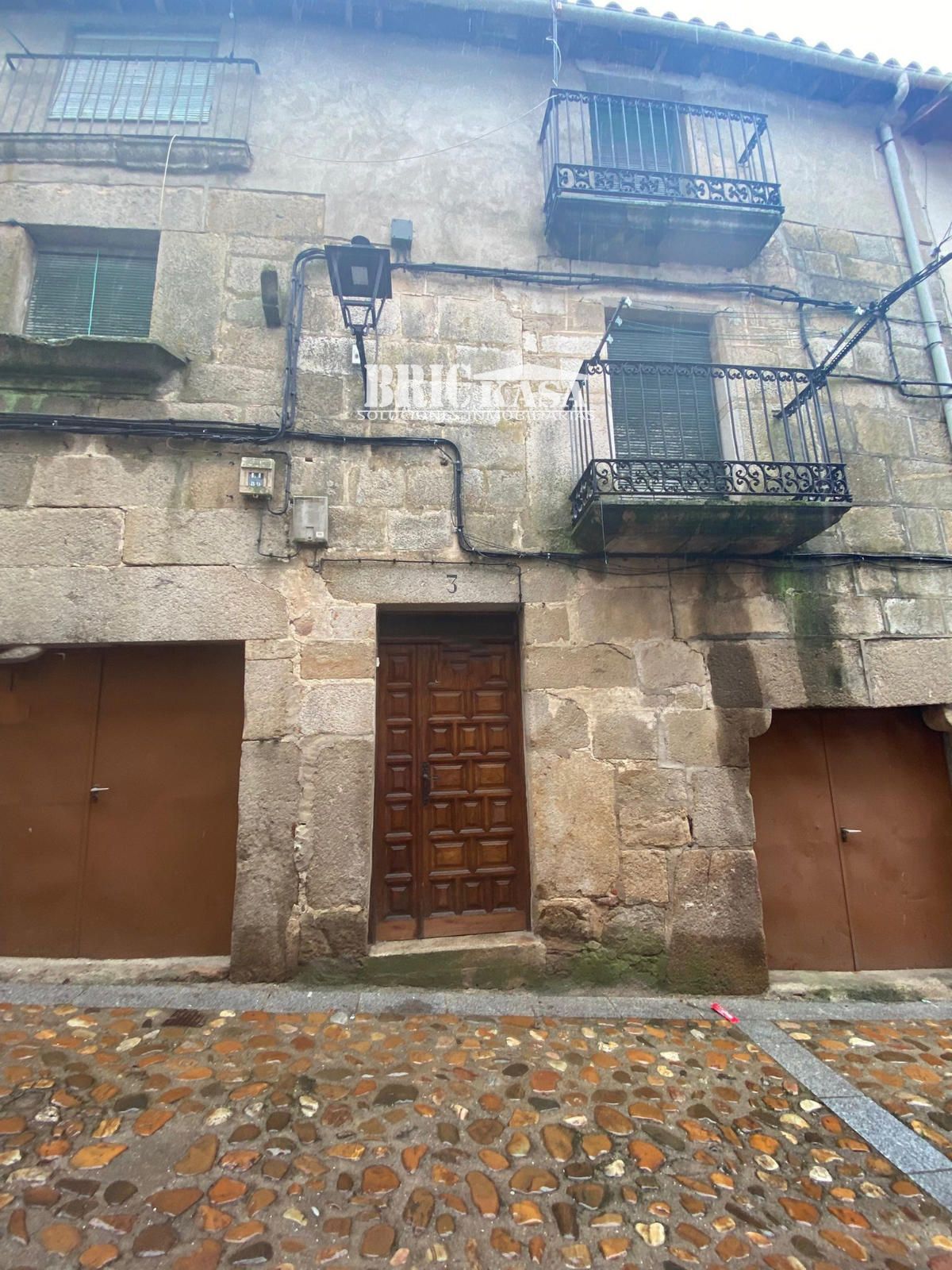 Vista exterior de Casa o xalet en venda en Hoyos