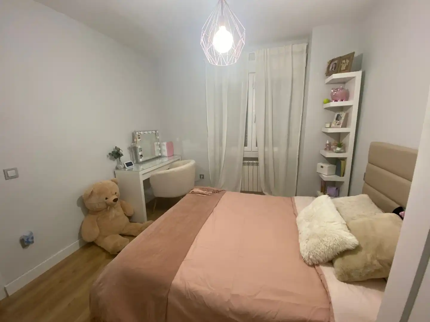 Habitación de Casa o chalet en venta en Algete con Aire acondicionado, Calefacción y Jardín privado