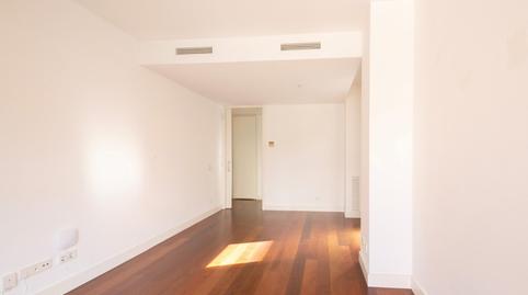 Foto 4 de Pis en venda a  Plaça de Les Dones del 36, Vila de Gràcia, Barcelona