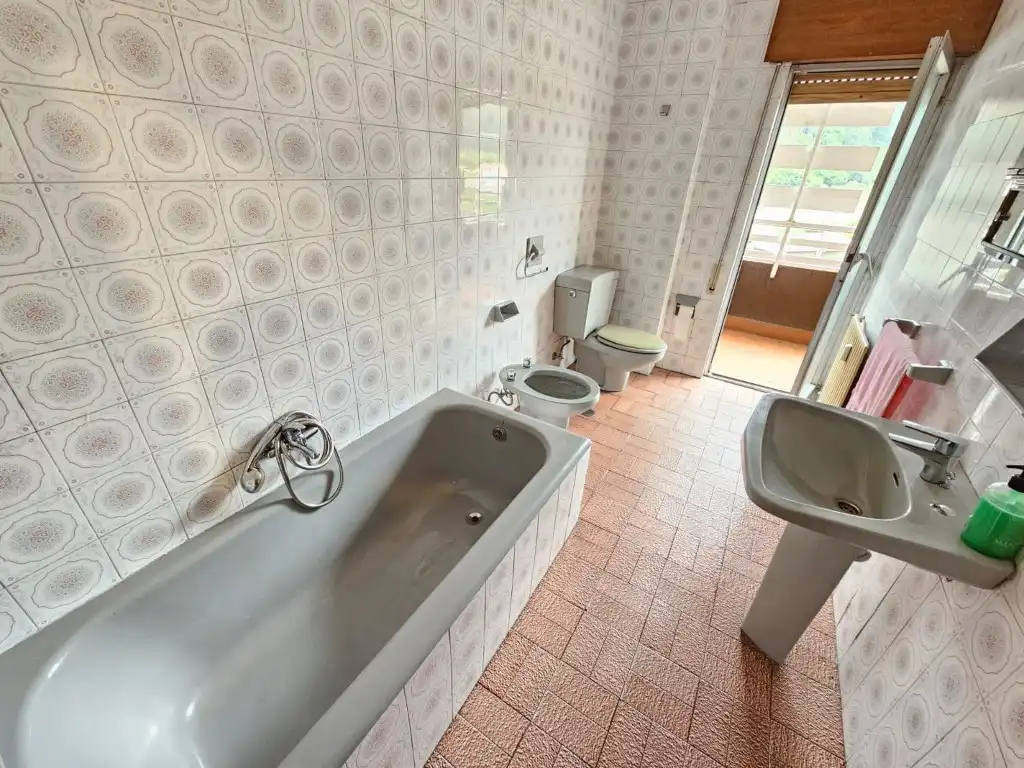 Baño de Piso en venta en Castrillón