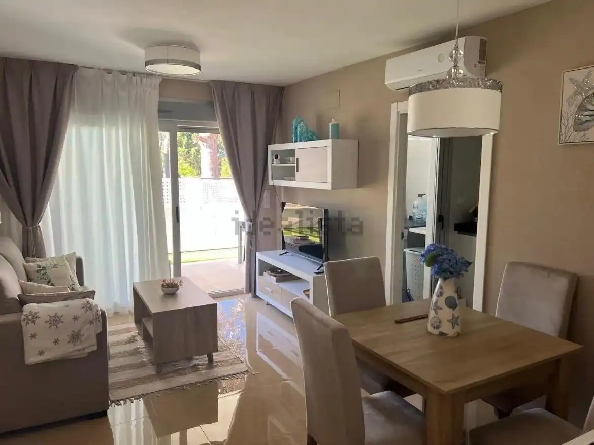 Sala d'estar de Casa adosada en venda en Cabanes amb Aire condicionat, Calefacció i Jardí privat