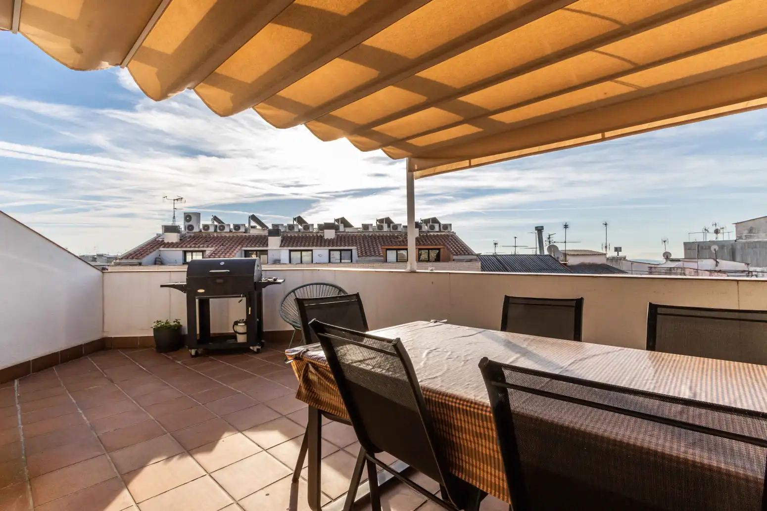 Terraza de Piso en venta en Nord-est