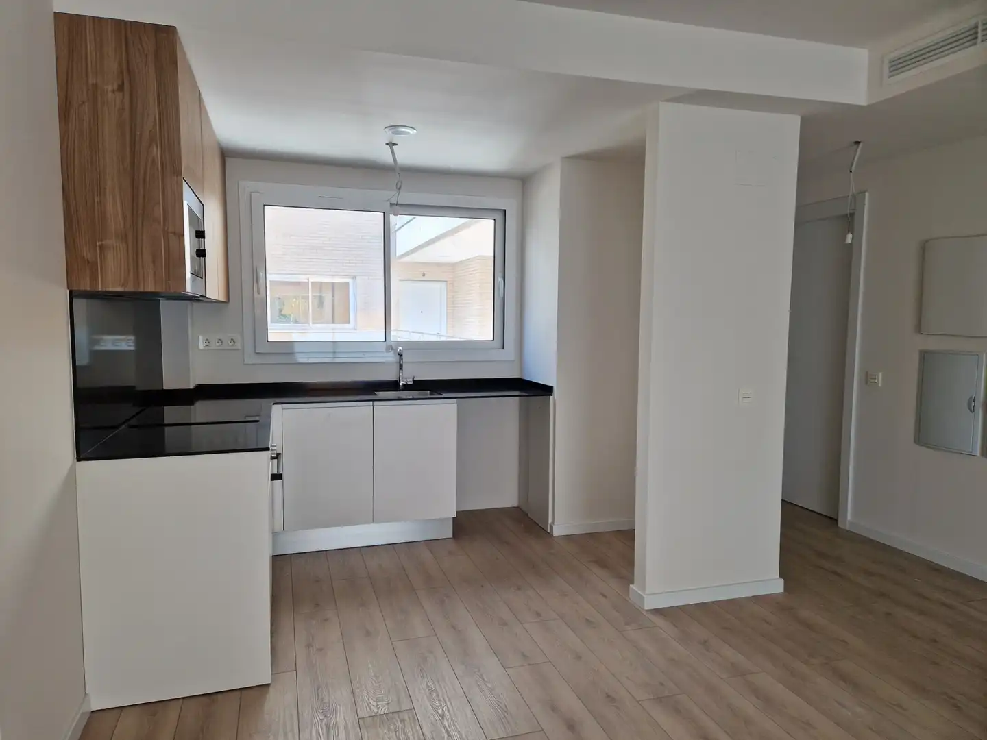 Cuina de Pis en venda en Zaragoza amb Aire condicionat, Parquet i Terrassa