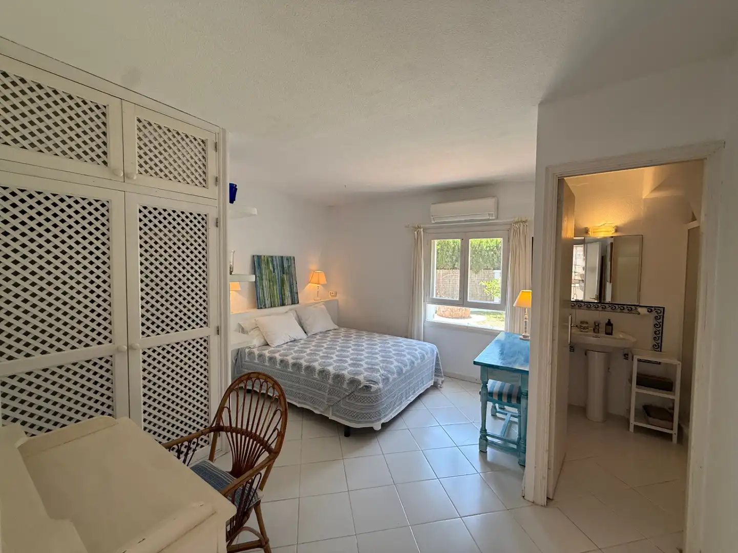 Bedroom of Houses for sale in Santa Eulària des Riu  with Air Conditioner, Heating and Terrace