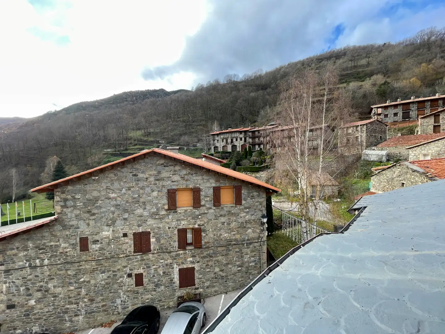 Vista exterior de Ático en venta en Setcases con Calefacción, Terraza y Amueblado