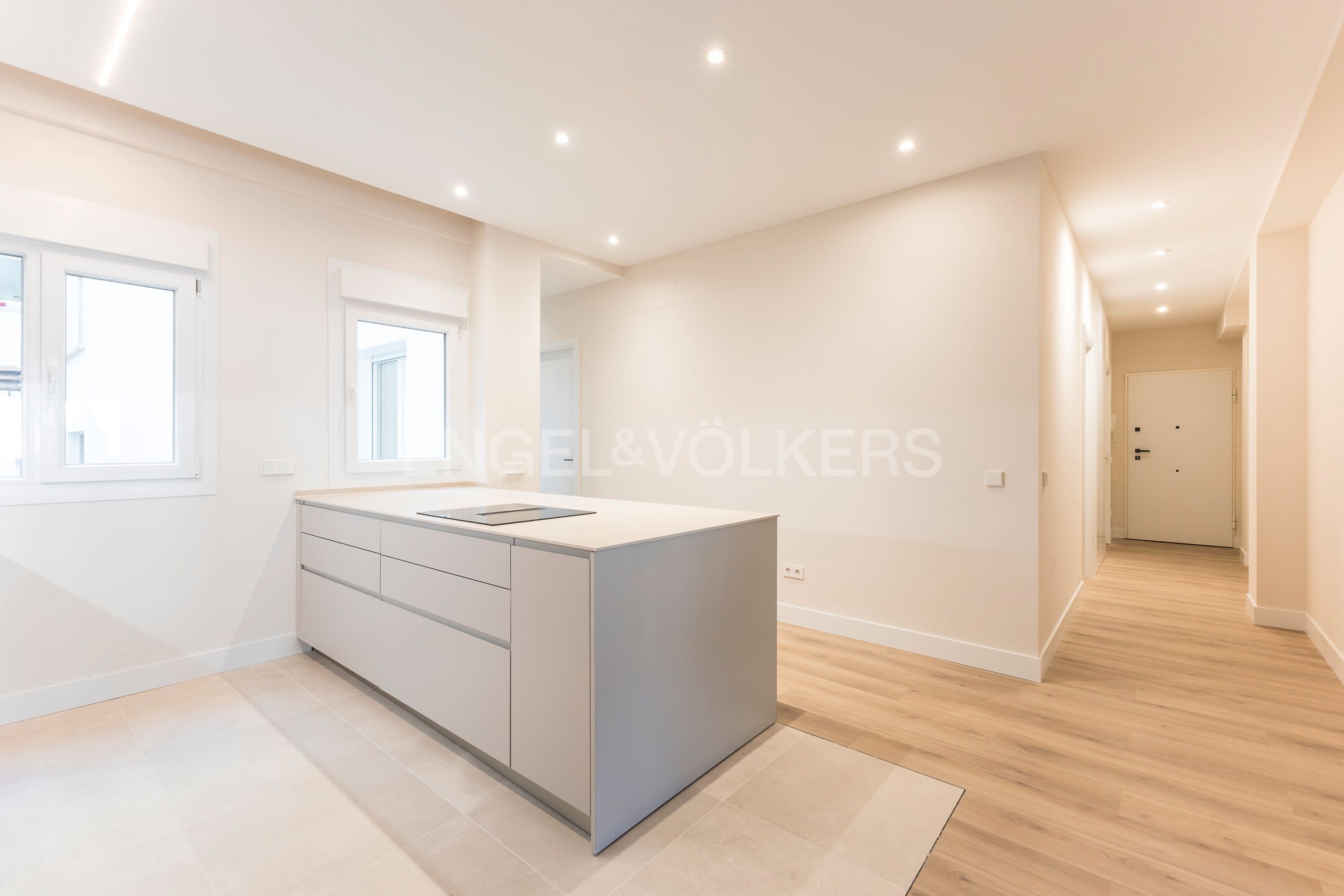 Cuina de Apartament en venda en  Madrid Capital amb Aire condicionat i Calefacció