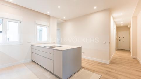 Foto 3 de Apartament en venda a Pacífico, Madrid