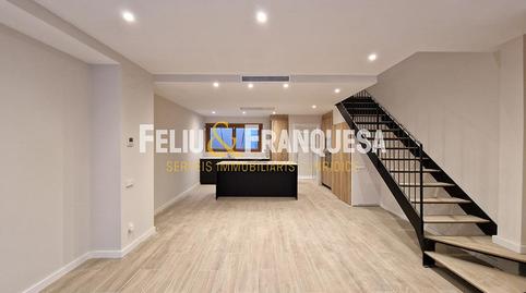 Foto 2 de Casa adosada en venda a Centre, Sant Quirze del Vallès