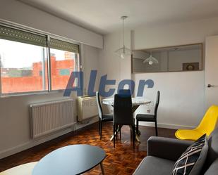 Living room of Flat to rent in  Madrid Capital  with Air Conditioner, Heating and Terrace