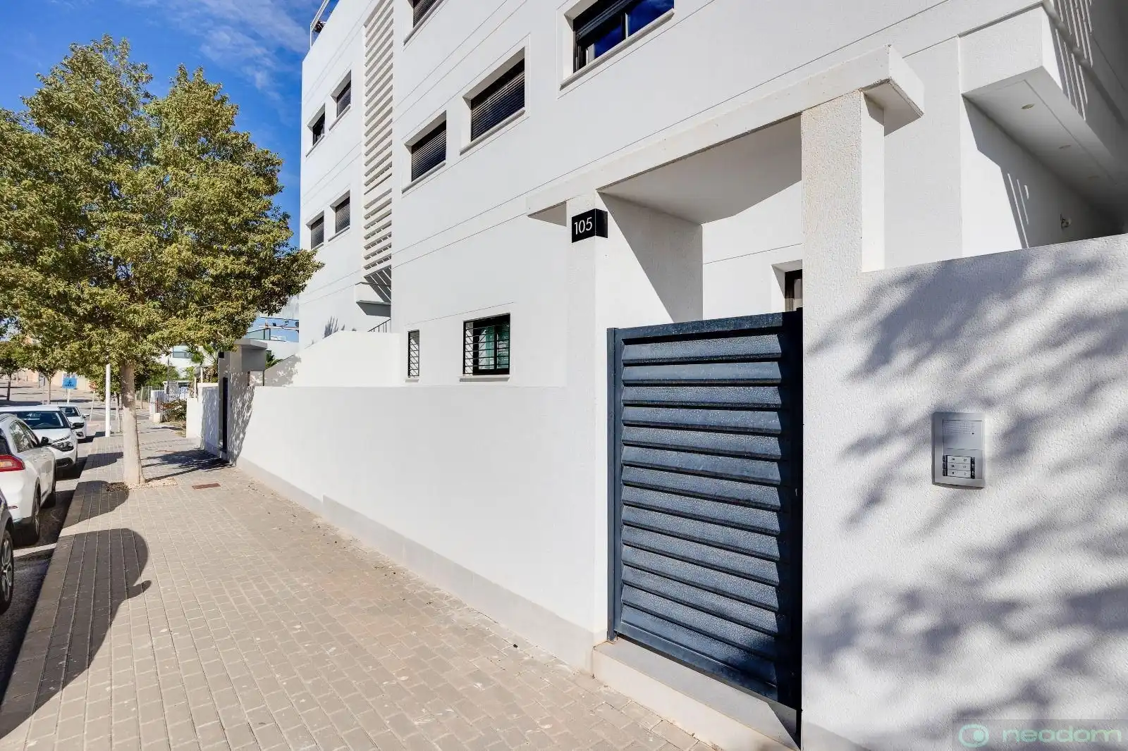 Vista exterior de Dúplex en venta en Guardamar del Segura con Aire acondicionado, Calefacción y Terraza