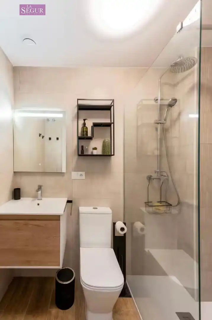 Bathroom of Ground floor for sale in Conil de la Frontera  with Terrace, Furnished and Community pool
