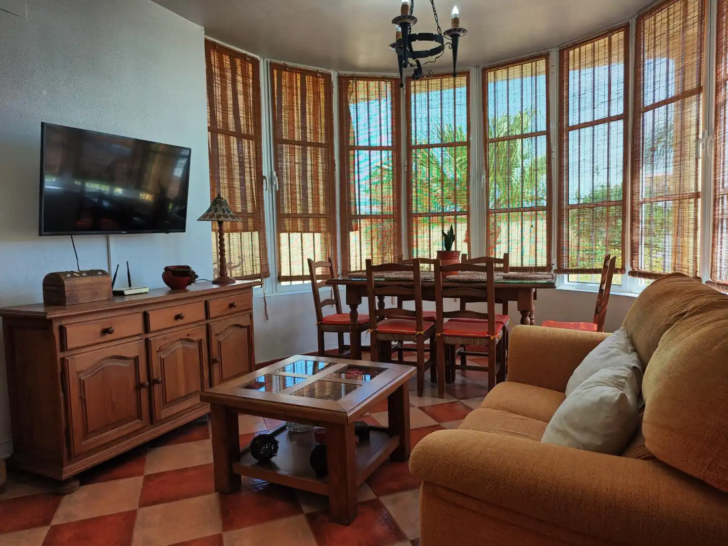 Living room of Houses for sale in Chiclana de la Frontera  with Heating, Private garden and Storage room