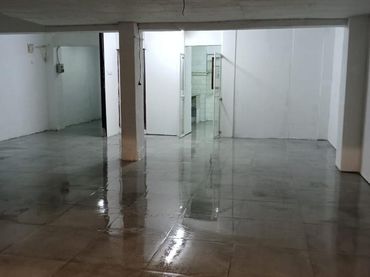 Local comercial en alquiler en Casc Urbà