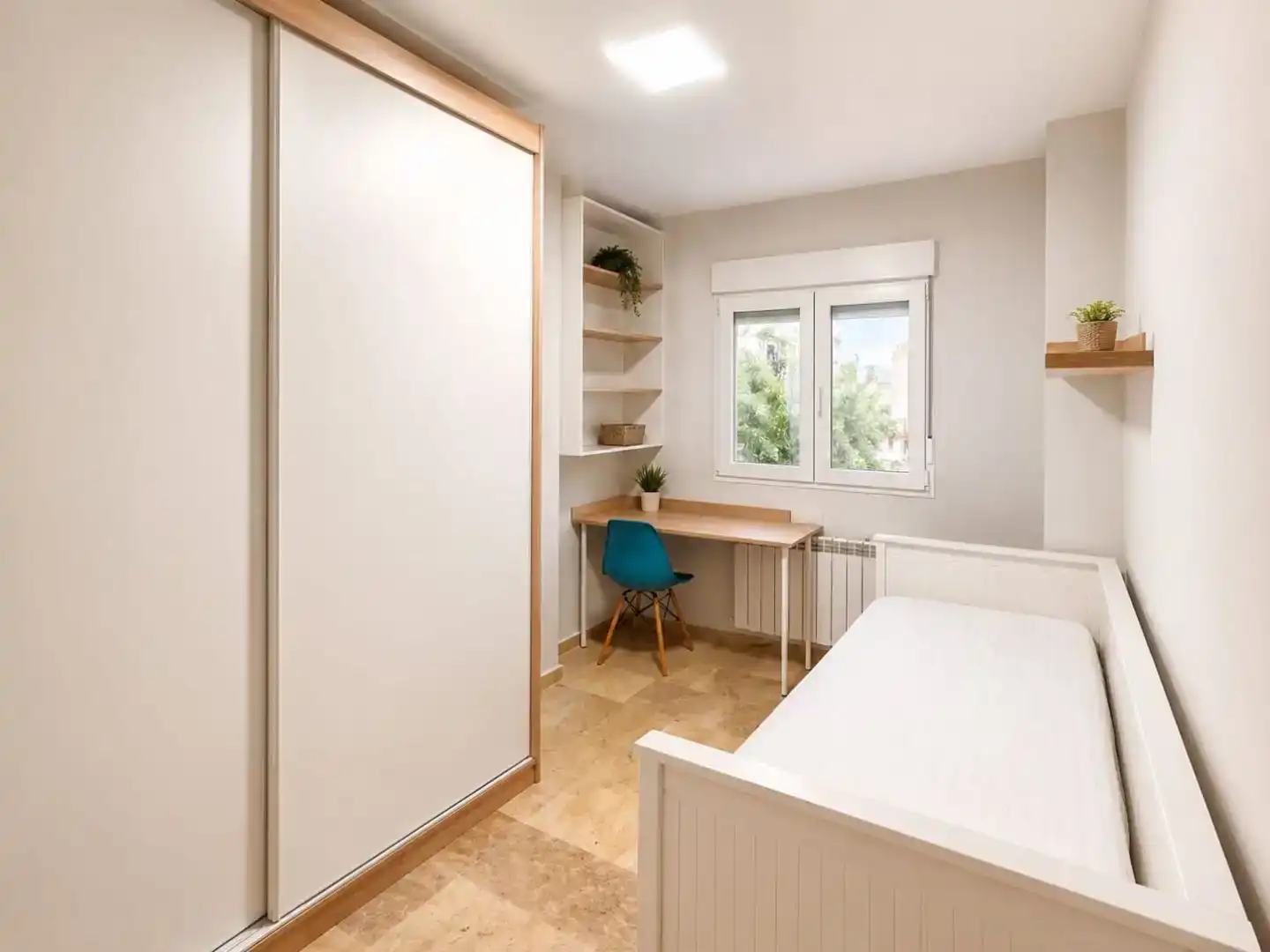Bedroom of Flat for rent in Armilla  with Air Conditioner