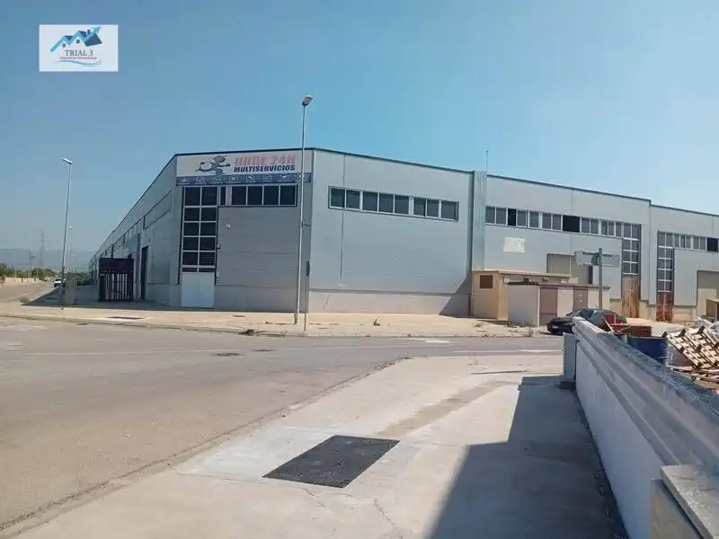 Nave industrial in vendita a Calle DELS ALMOGAVERS