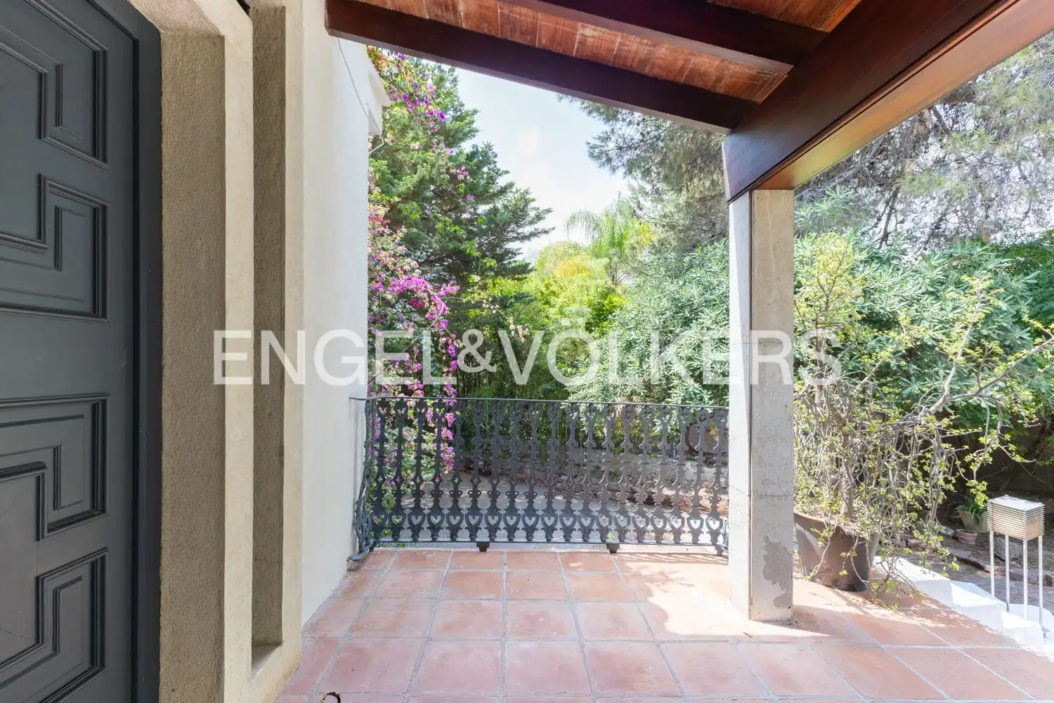 Terraza de Casa o chalet de alquiler en Rocafort con Aire acondicionado, Calefacción y Jardín privado
