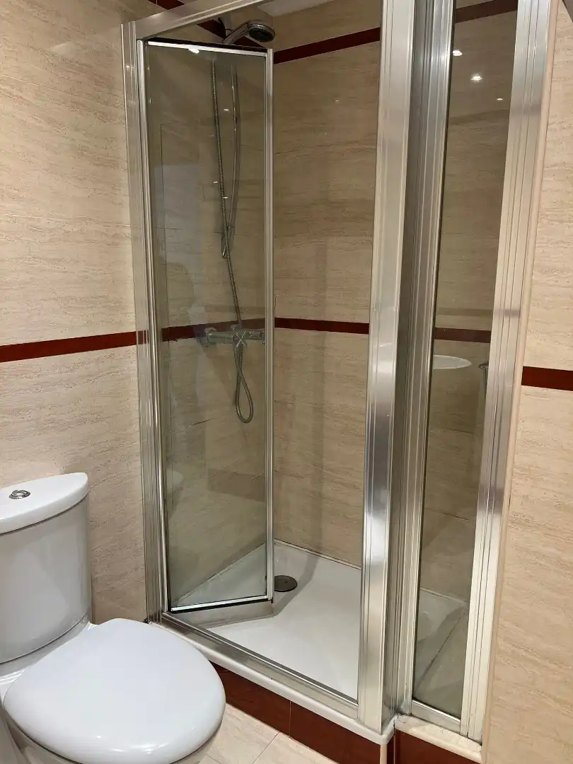 Baño de Piso en venta en Santander con Calefacción y Trastero