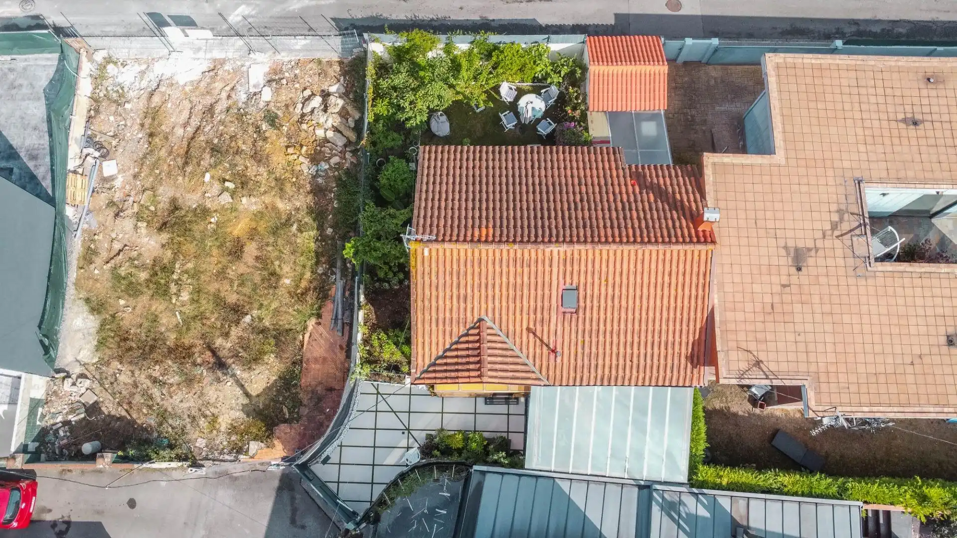 Vista exterior de Casa o xalet en venda en Gijón  amb Aire condicionat, Calefacció i Jardí privat