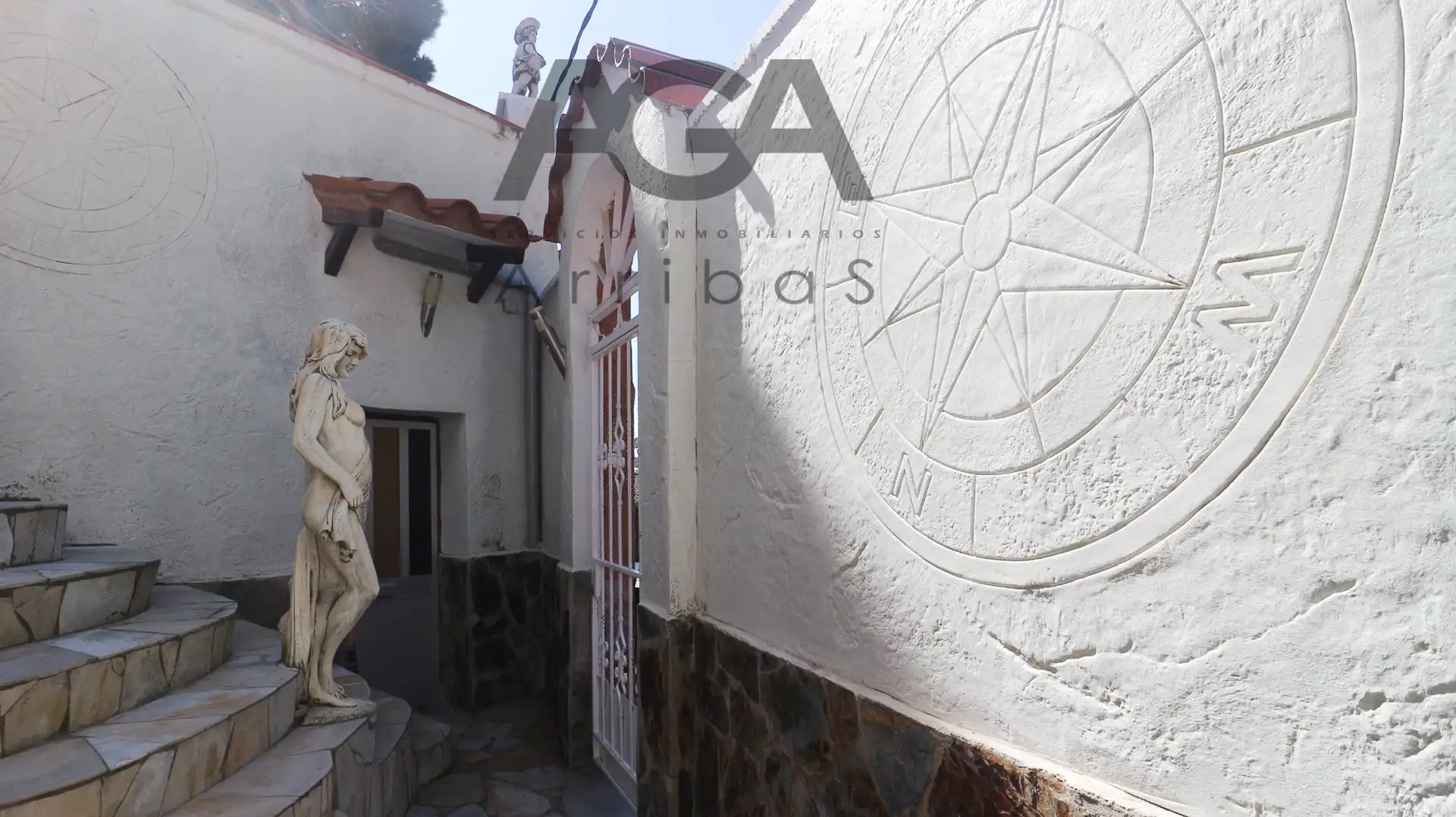 Vista exterior de Casa o xalet en venda en Sant Cebrià de Vallalta amb Aire condicionat, Jardí privat i Terrassa