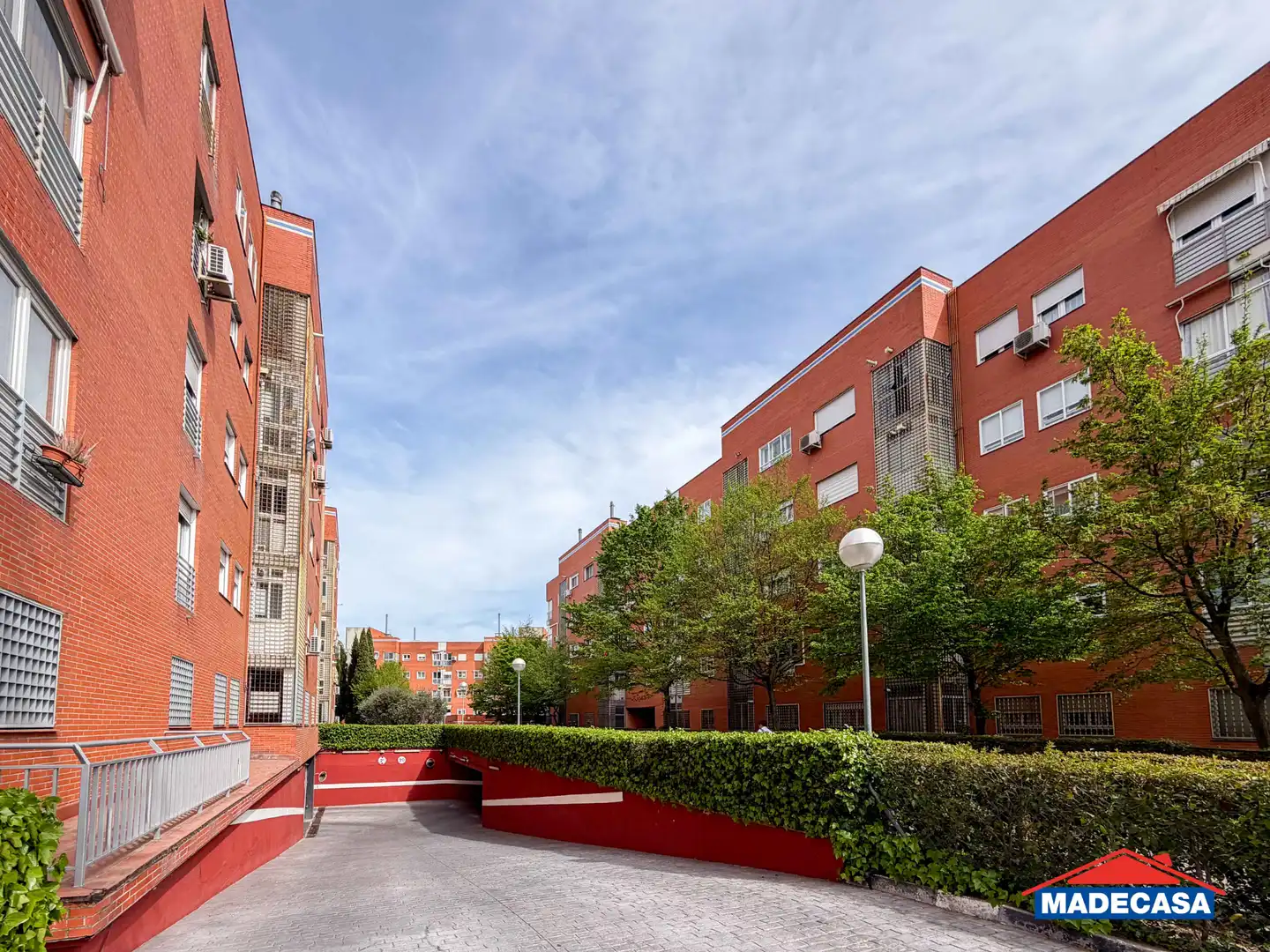 Vista exterior de Pis en venda en Alcobendas amb Aire condicionat, Calefacció i Terrassa