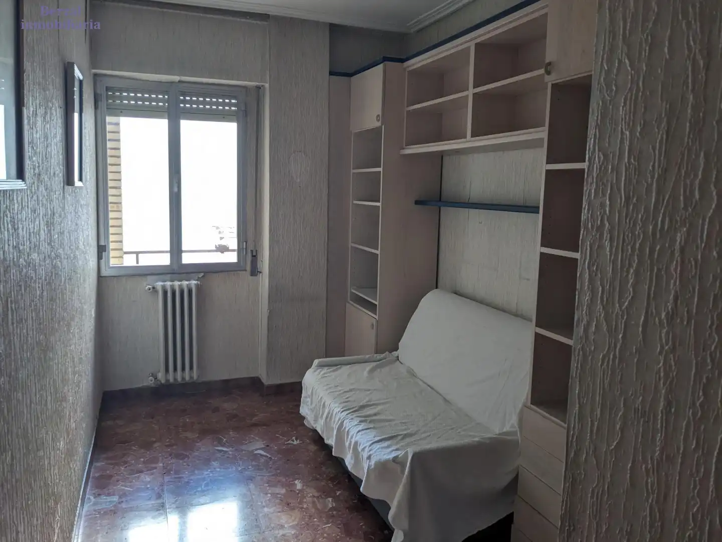 Dormitori de Pis en venda en  Logroño amb Calefacció i Terrassa