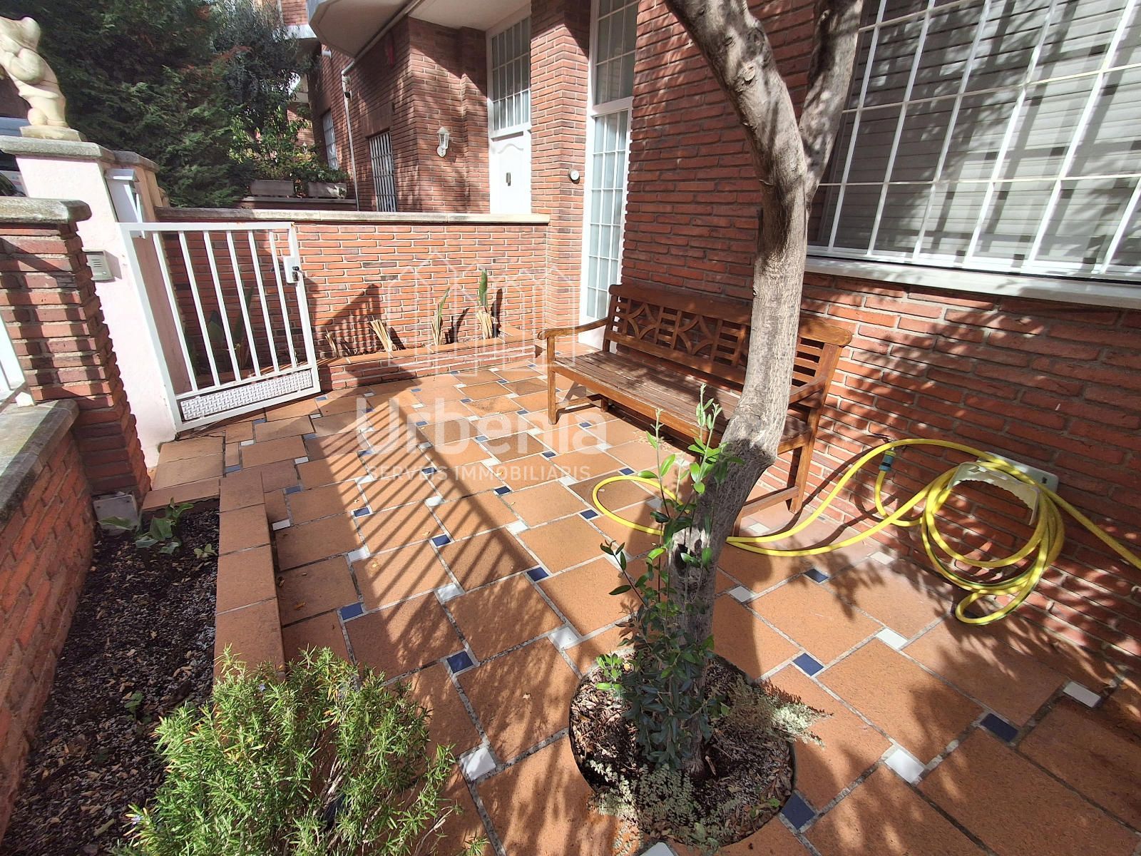 Jardí de Casa o xalet en venda en Mataró amb Aire condicionat i Terrassa