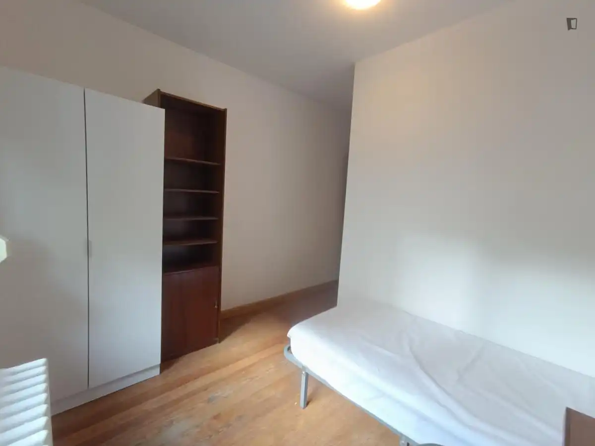 Habitación en 1º Ensanche