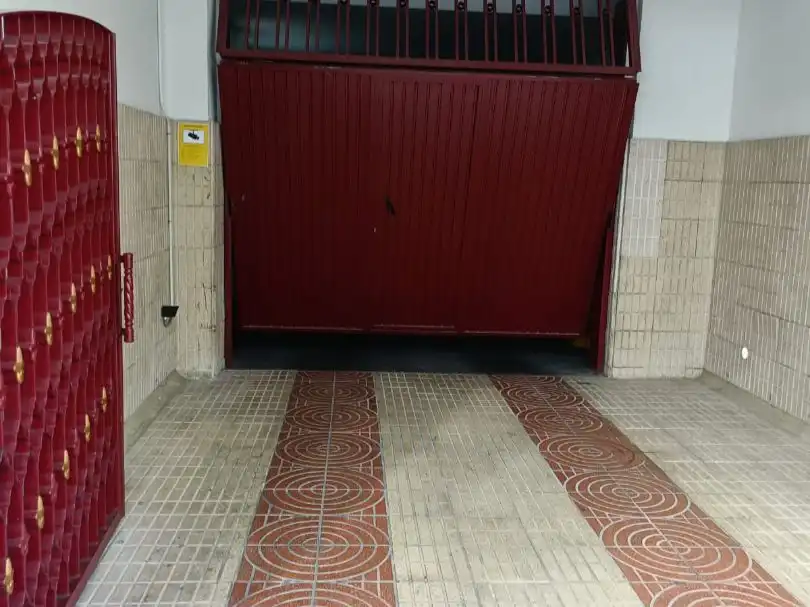 Parking de Garaje de alquiler en Oviedo 