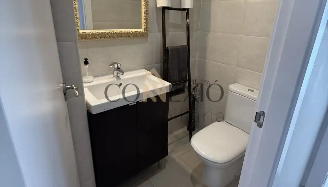 Baño de Casa o chalet en venta en Sarrià de Ter con Aire acondicionado, Calefacción y Jardín privado