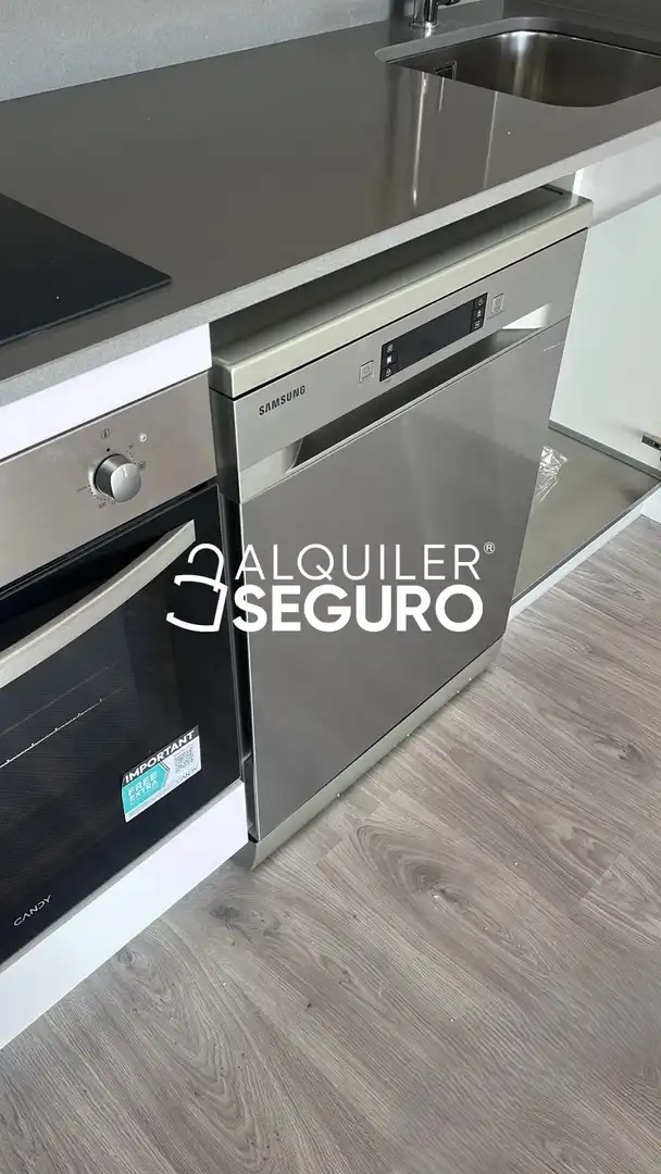 Piso de alquiler en Valladolid con Calefacción, Terraza y Trastero