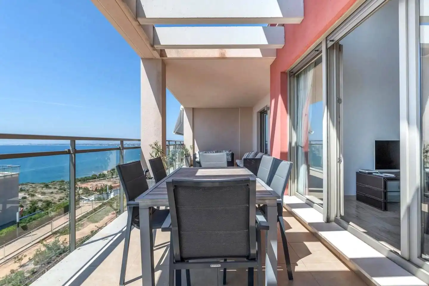 Terrasse von Maisonette zur Miete in Oropesa del Mar / Orpesa mit Klimaanlage, Terrasse und Möbliert