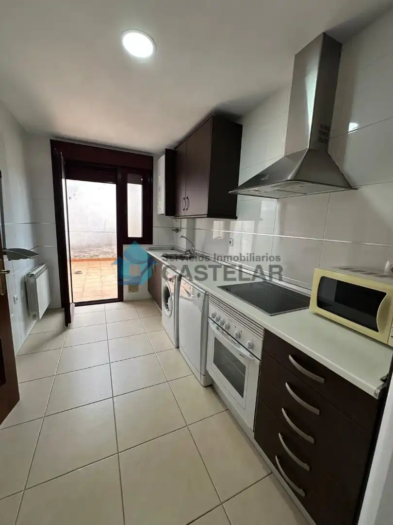 Küche von Wohnung zum Verkauf in Oliva de la Frontera mit Möbliert