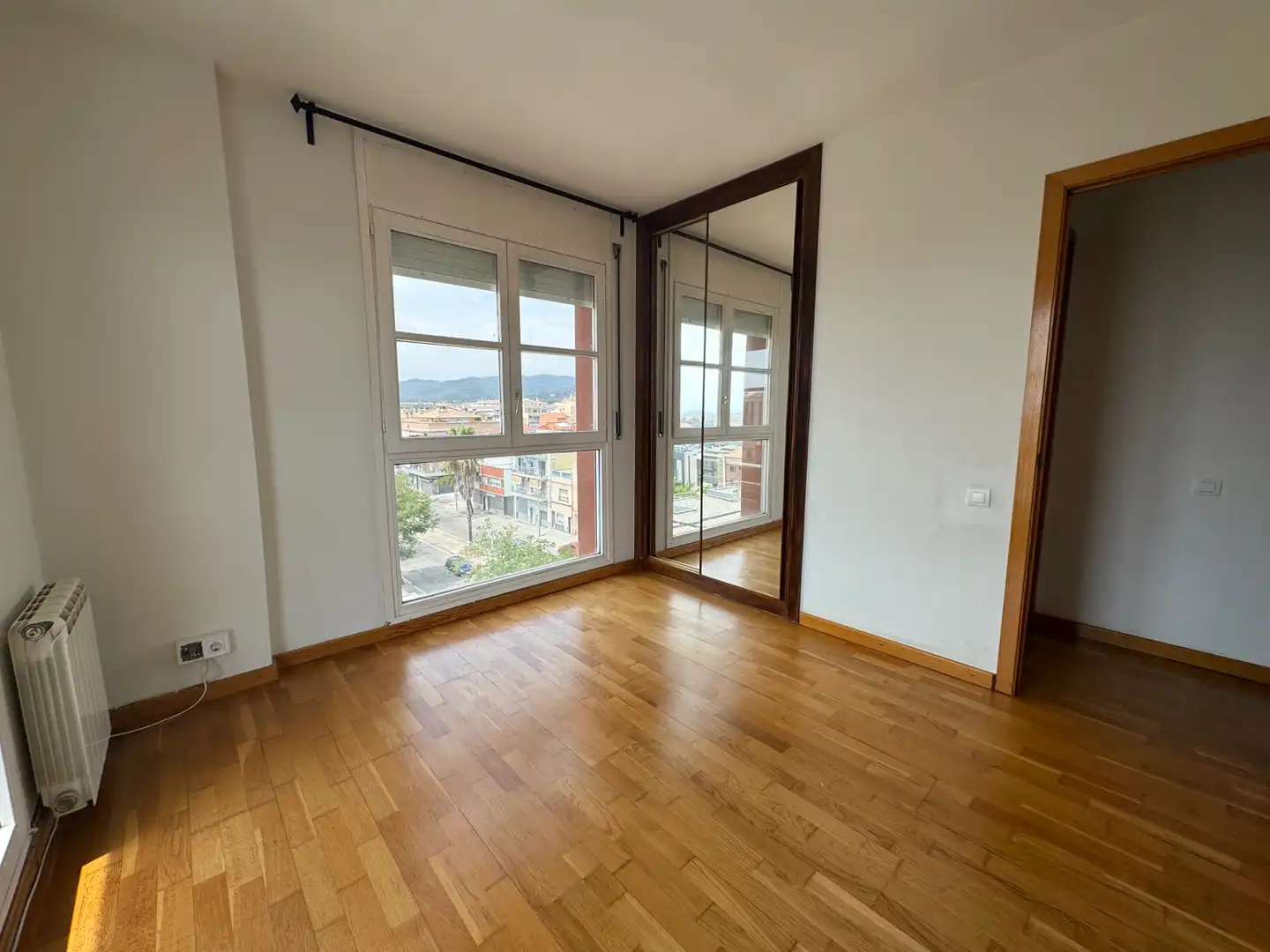 Dormitori de Pis en venda en Terrassa amb Aire condicionat, Calefacció i Parquet