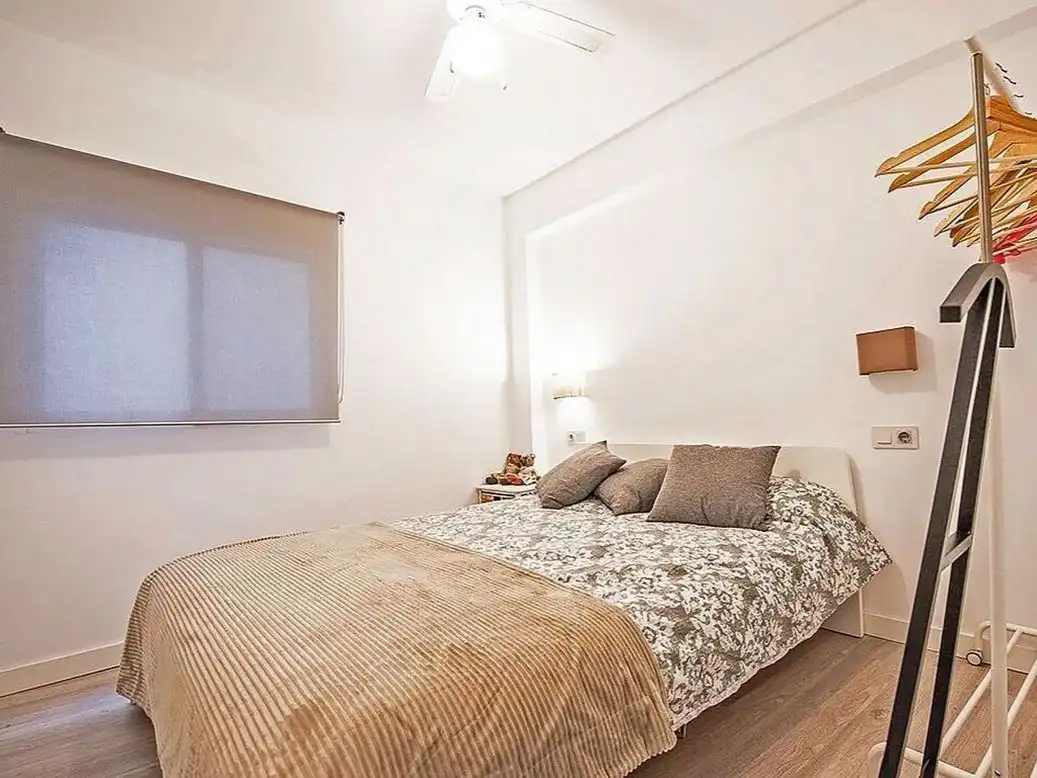 Habitación de Apartamento para compartir en Huelva con Aire acondicionado y Amueblado