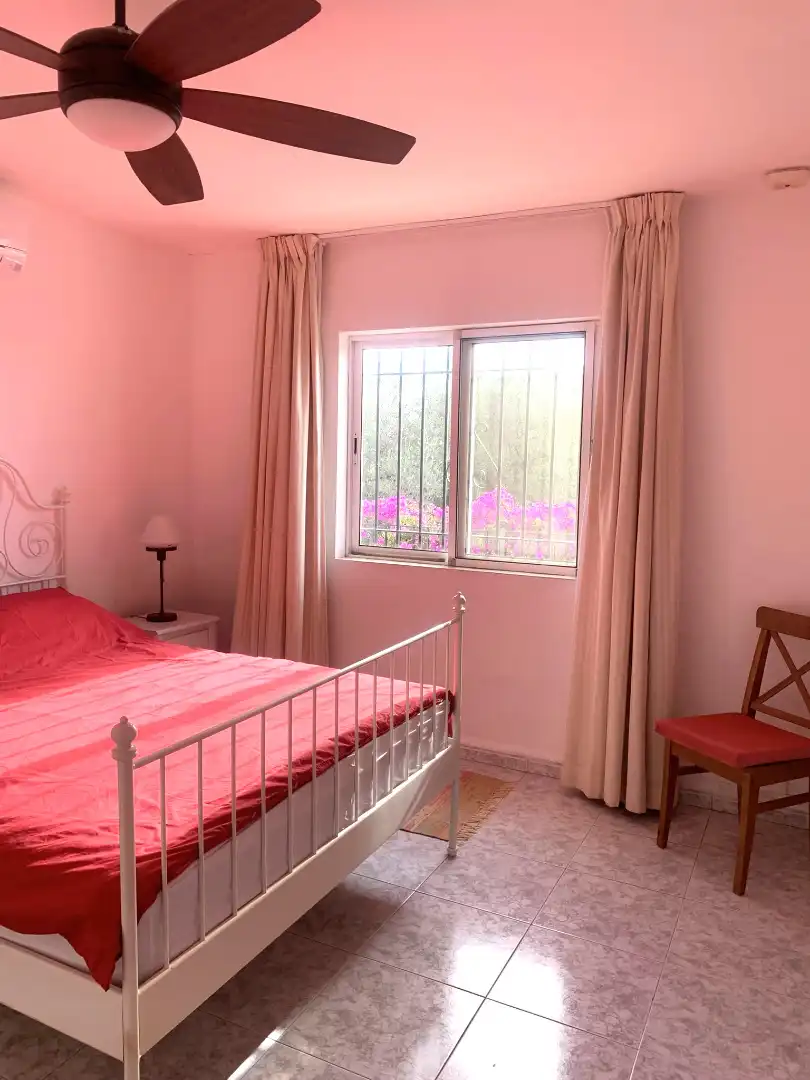 Habitación de Finca rústica en venta en El Perelló con Aire acondicionado, Calefacción y Jardín privado