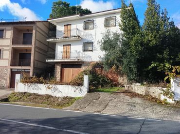 Casa amb jardí en venda a El Hoyo de Pinares