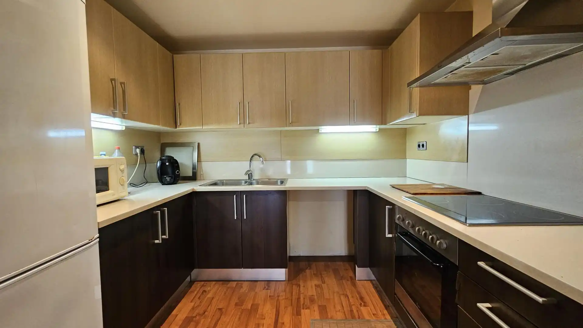 Flat for sale in Nou, 163, Creu de la Mà