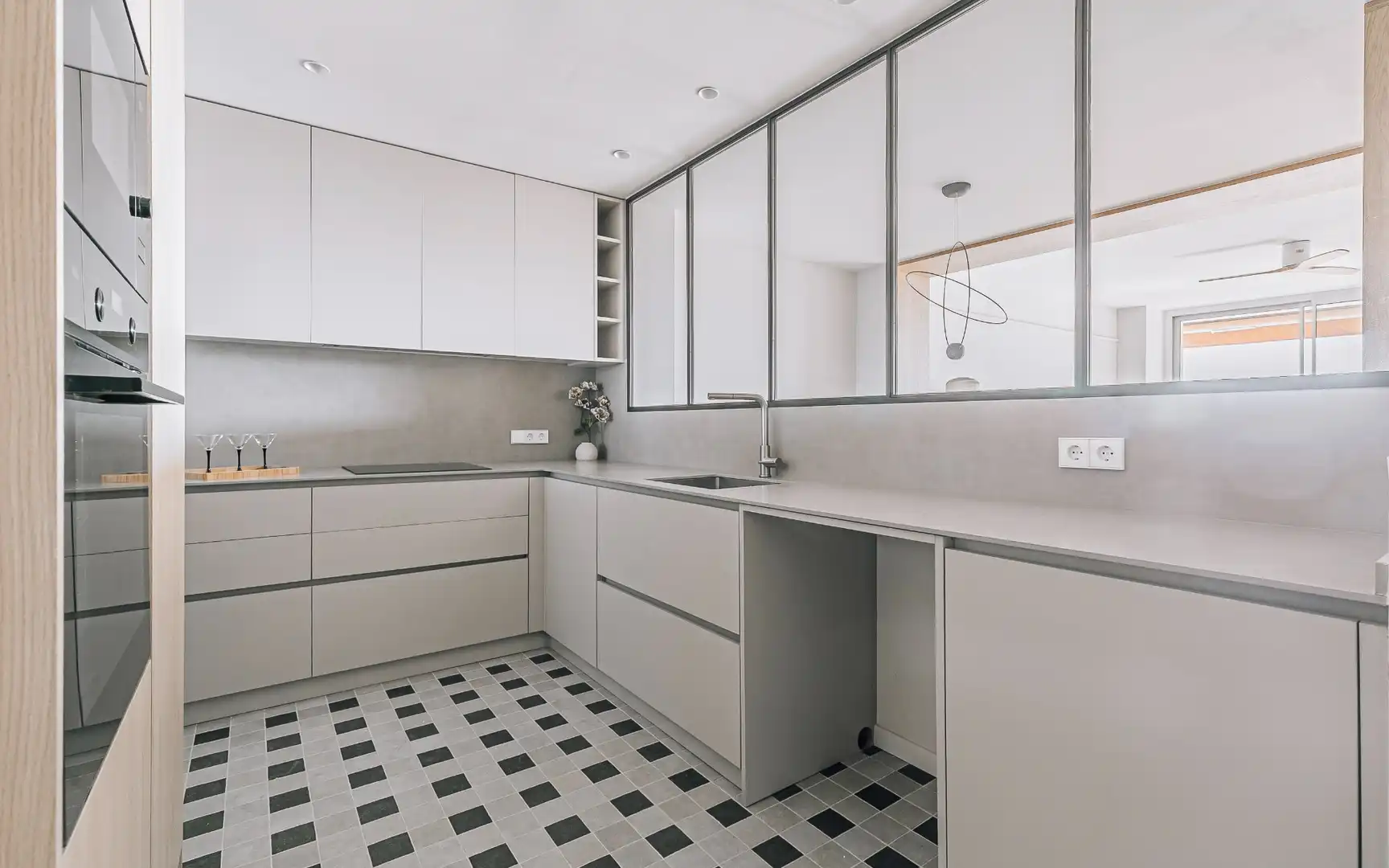 Piso con terraza en venta en Reina Elisenda de Montcada, imagen 24
