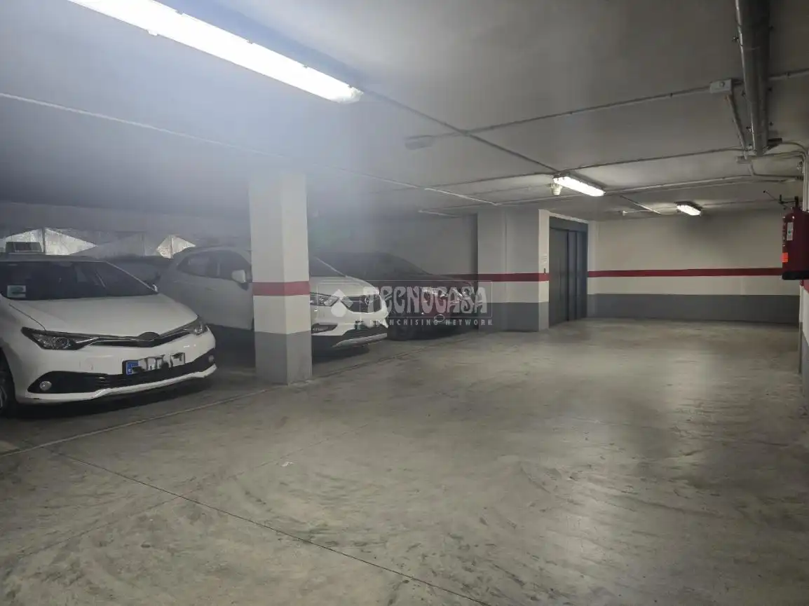 Parking of Garage for sale in Valencia