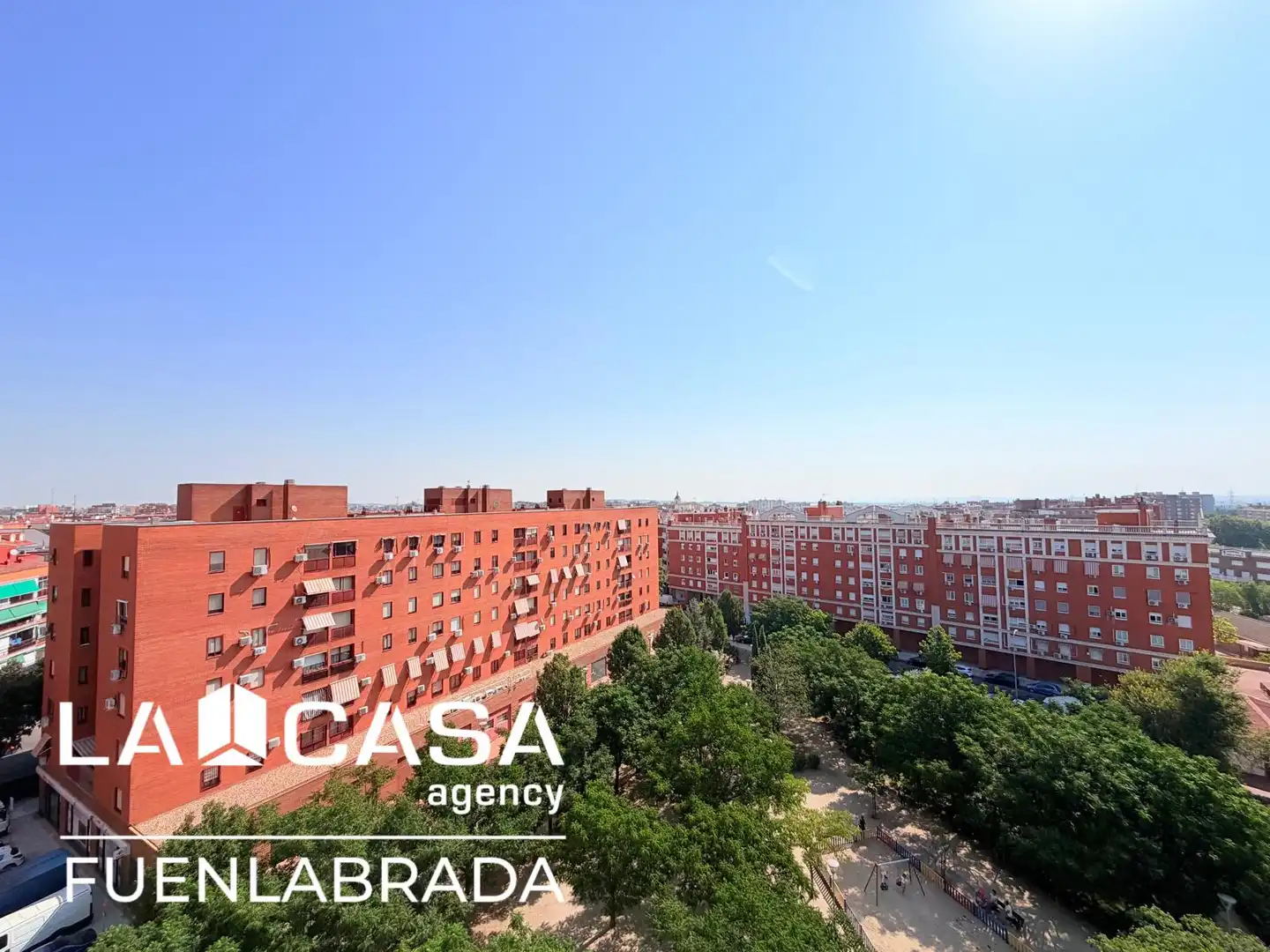 Vista exterior de Piso en venta en Fuenlabrada con Calefacción y Terraza