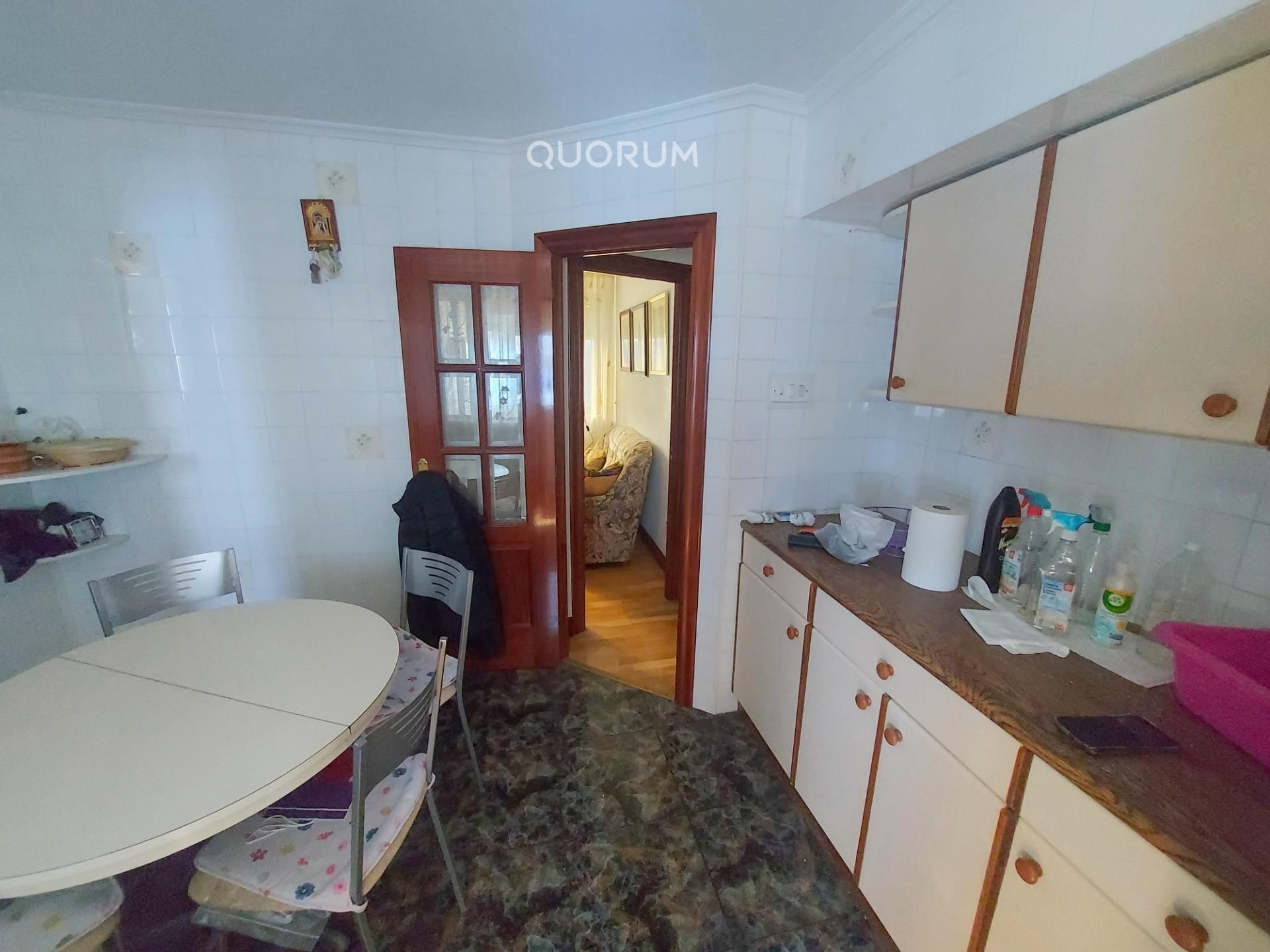 Kitchen of Flat for sale in Bilbao   with Heating