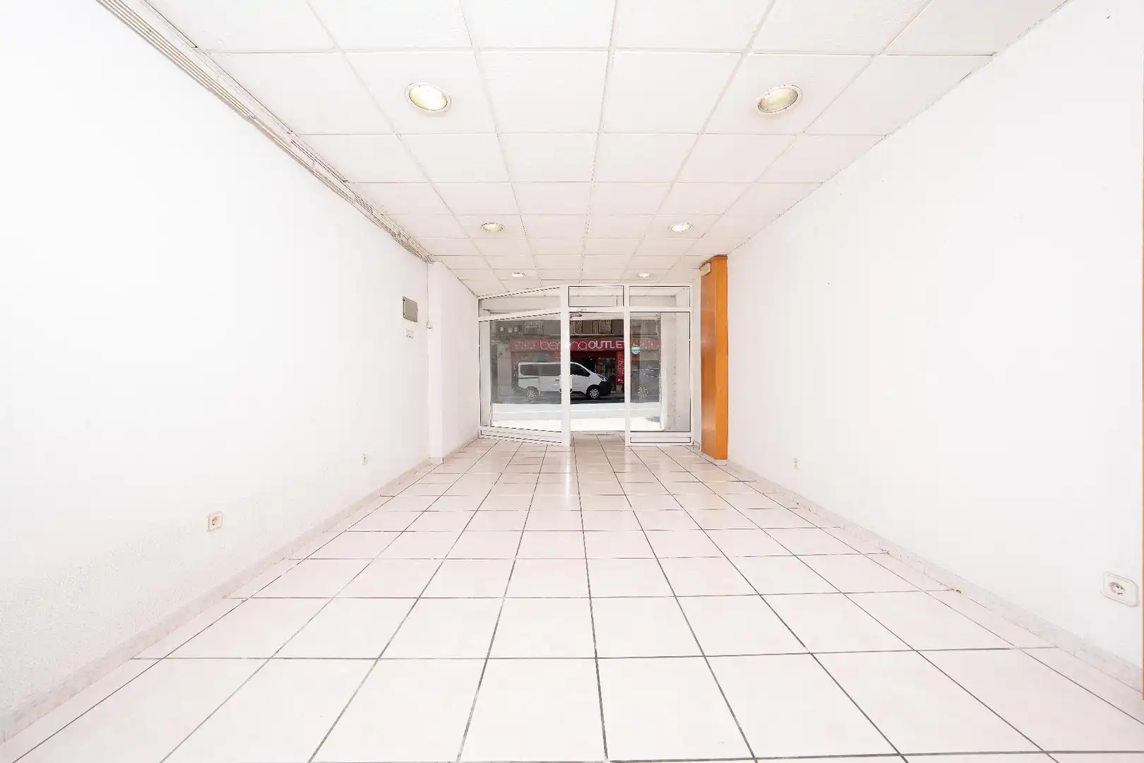 Local comercial en venta en Carrer VICENTE BLASCO IBAÑEZ, imagen 4