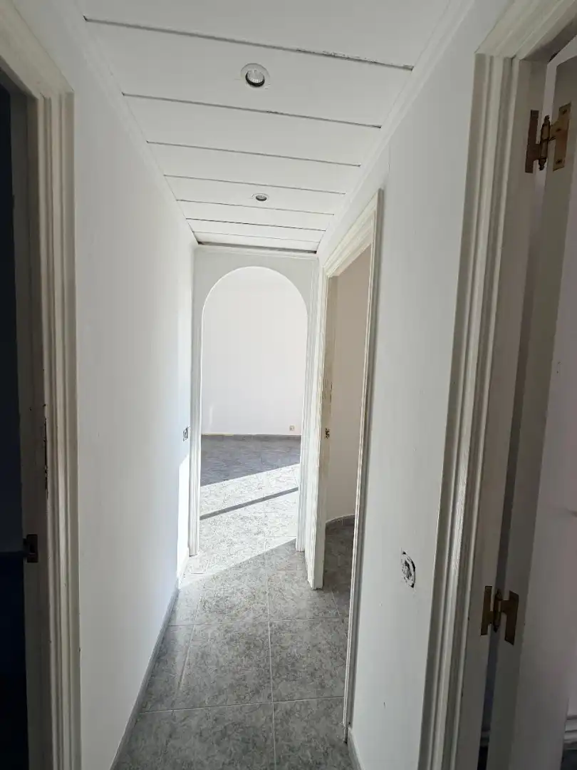 Piso en venta en Terrassa con Balcón y Alarma