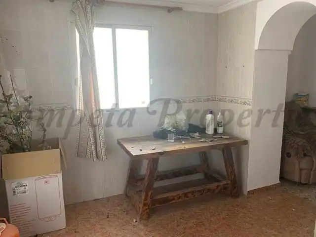 Detached homes for sale in Cútar