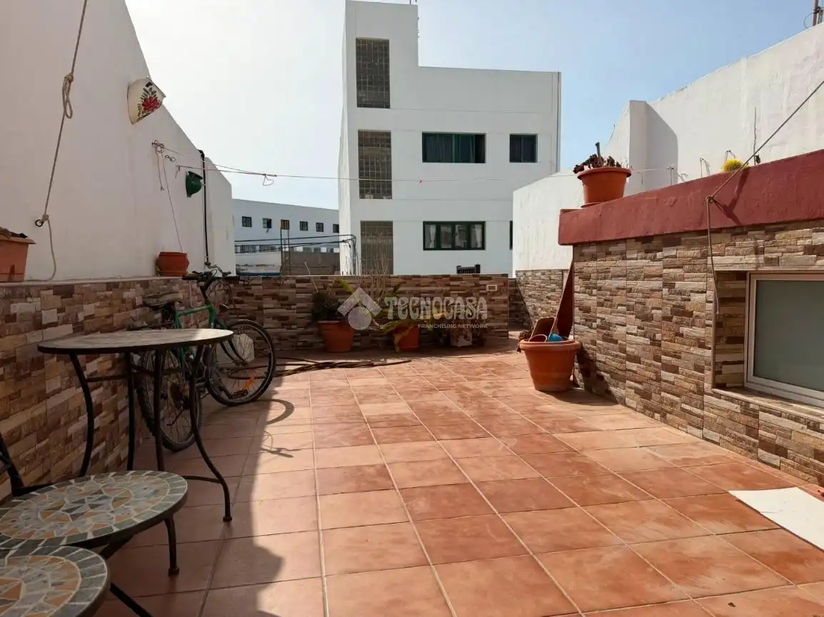 Casa adosada en venta en Centro - La Vega Alta