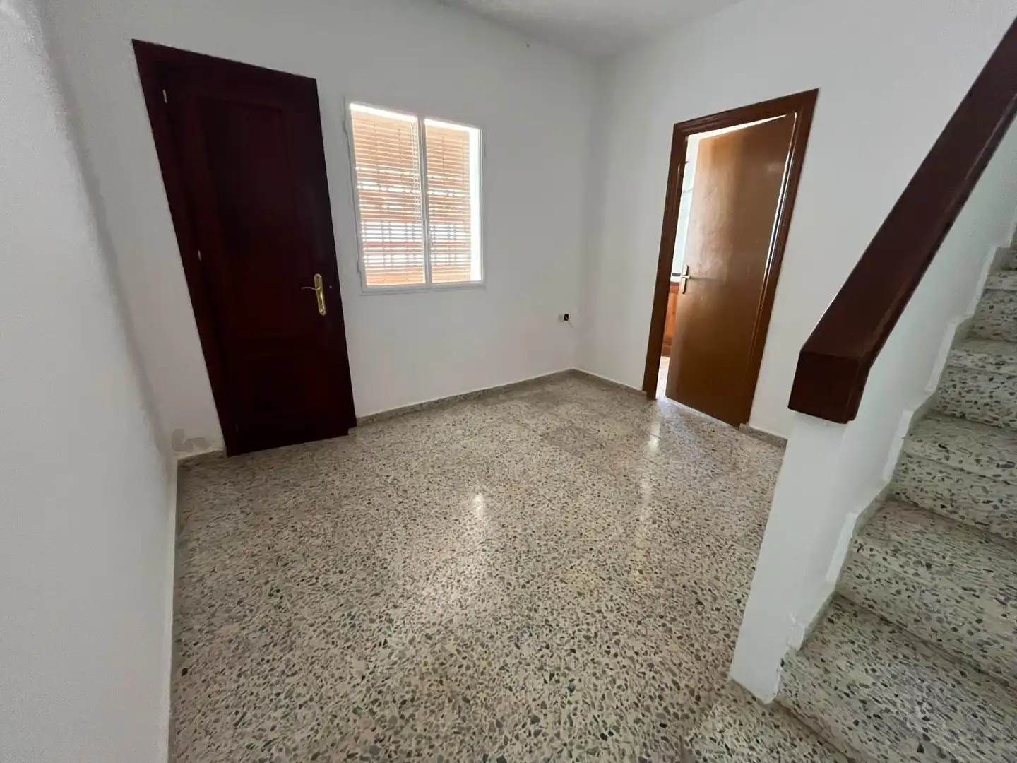 Casa adosada en venta en Aznalcázar con Aire acondicionado