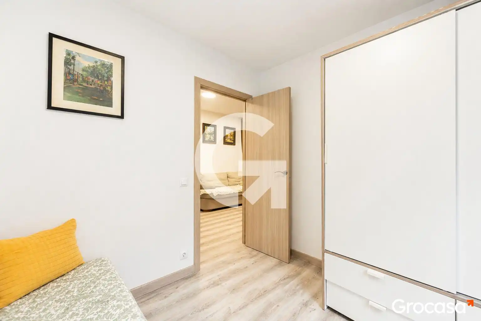 Bedroom of Flat for sale in Barcelona  with Air Conditioner, Oven and Washing machine