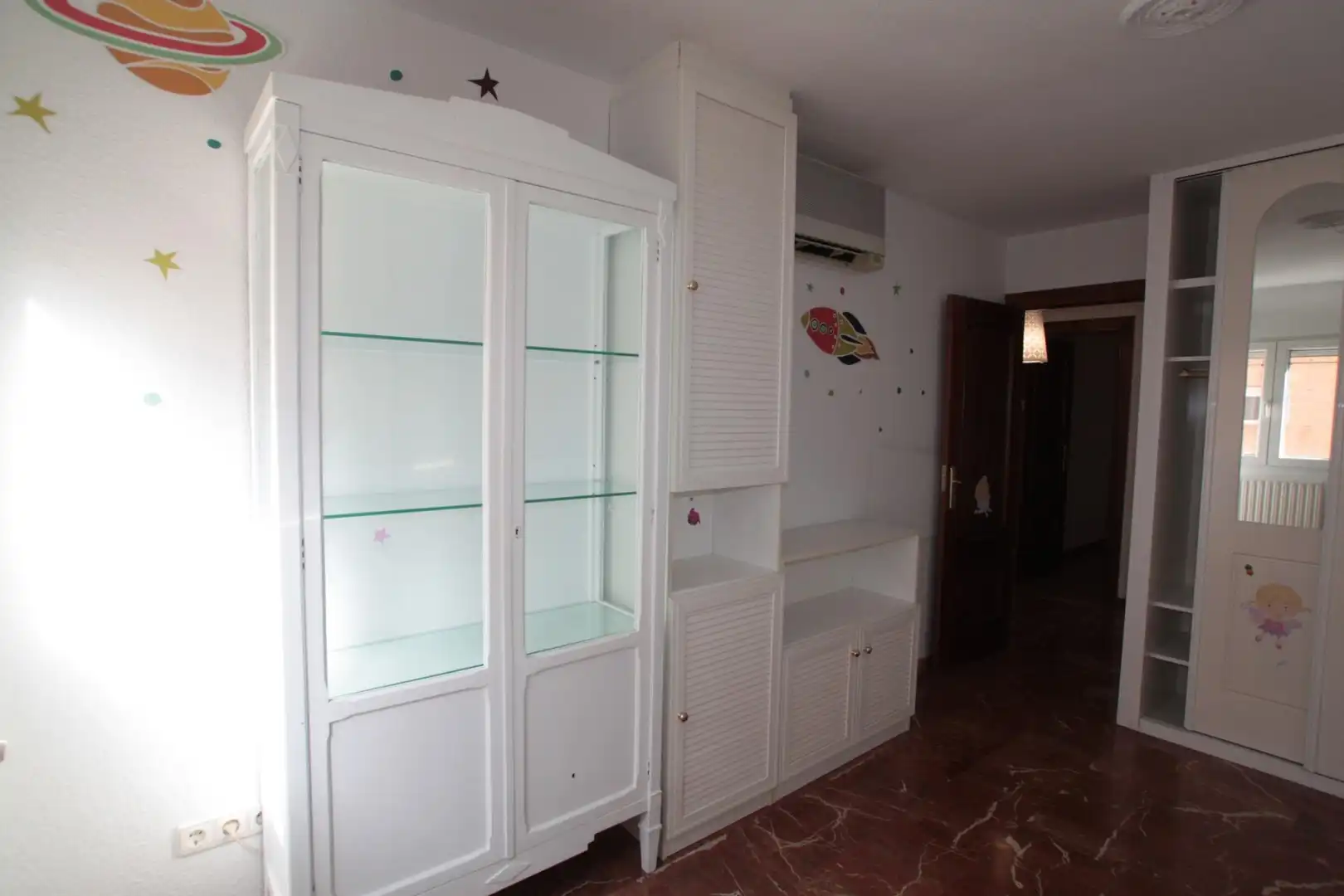 Dormitori de Pis de lloguer en Granada amb Calefacció