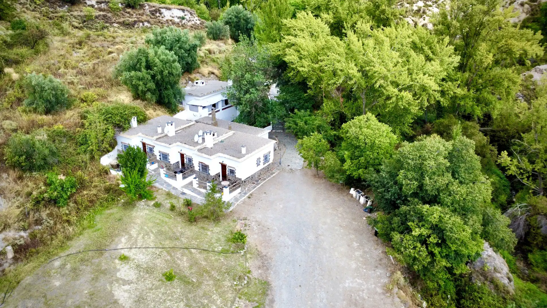 Vista exterior de Terreno en venta en Alpujarra de la Sierra