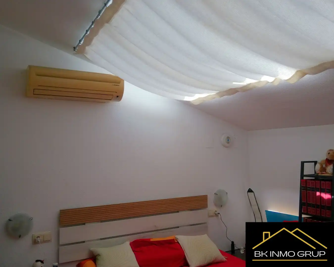 Habitación de Casa adosada en venta en Peñíscola / Peníscola con Aire acondicionado, Jardín privado y Amueblado